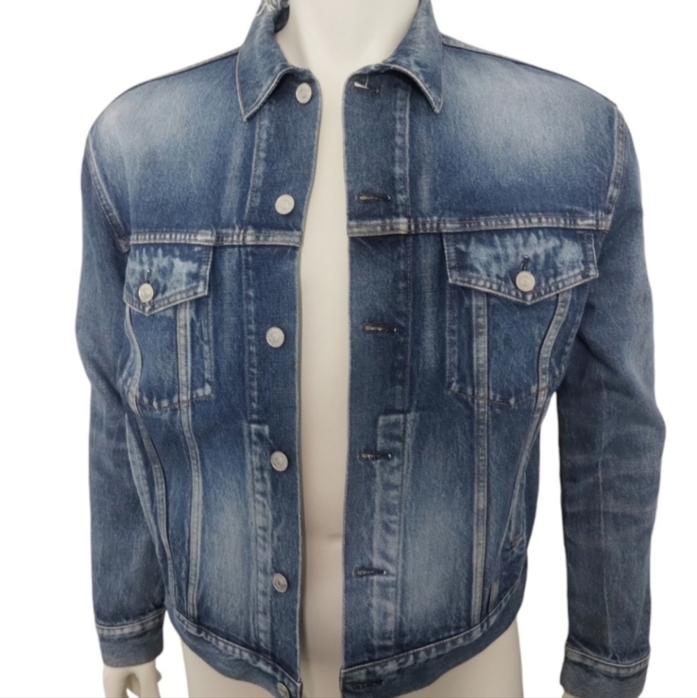 BALENCIAGA Back Logo Blue Denim Thrashed Jacket Mens size L Old Money Luxurycore - Picture 5 of 14